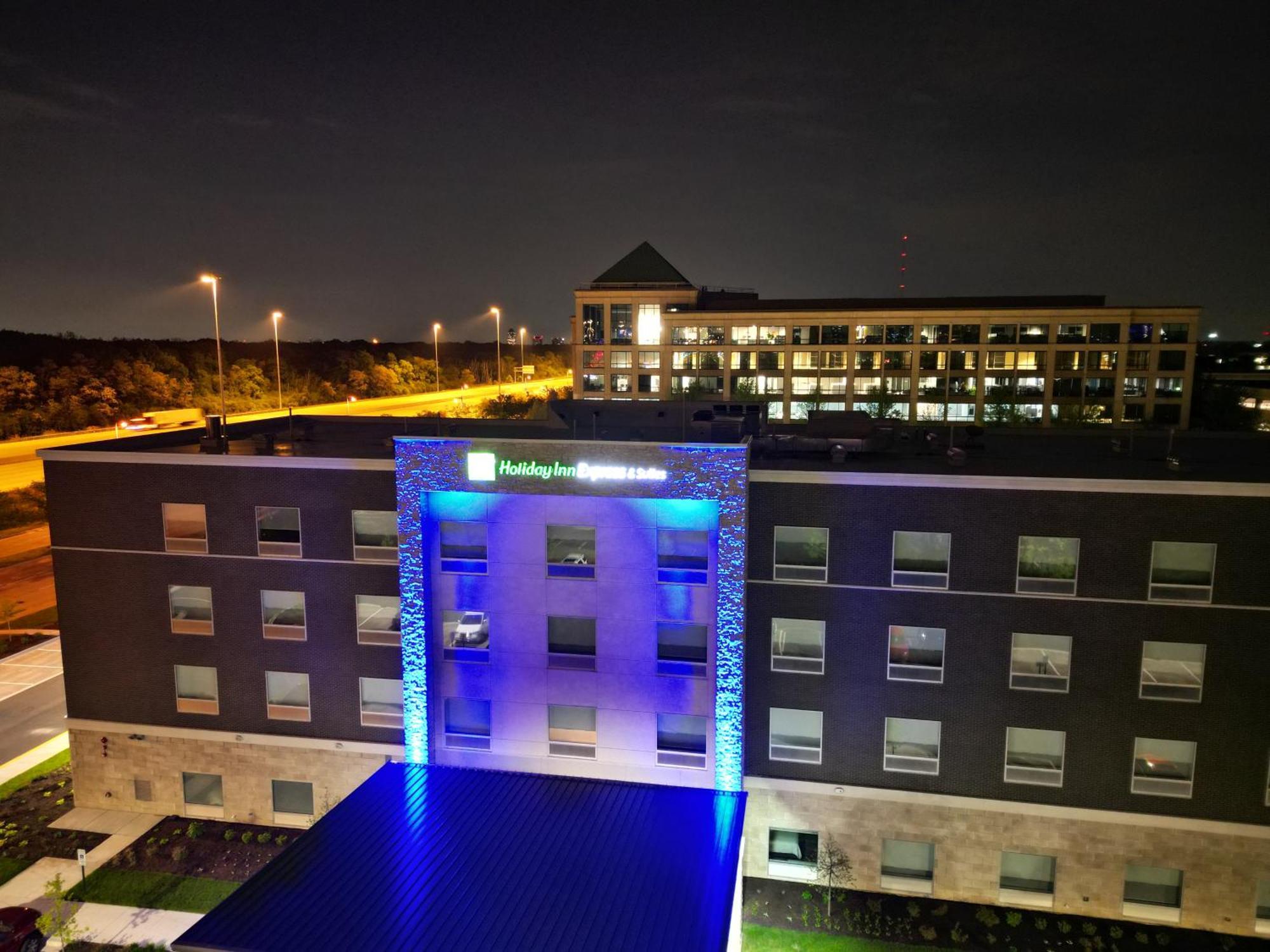Holiday Inn Express & Suites Chicago Schaumburg By Ihg Kültér fotó