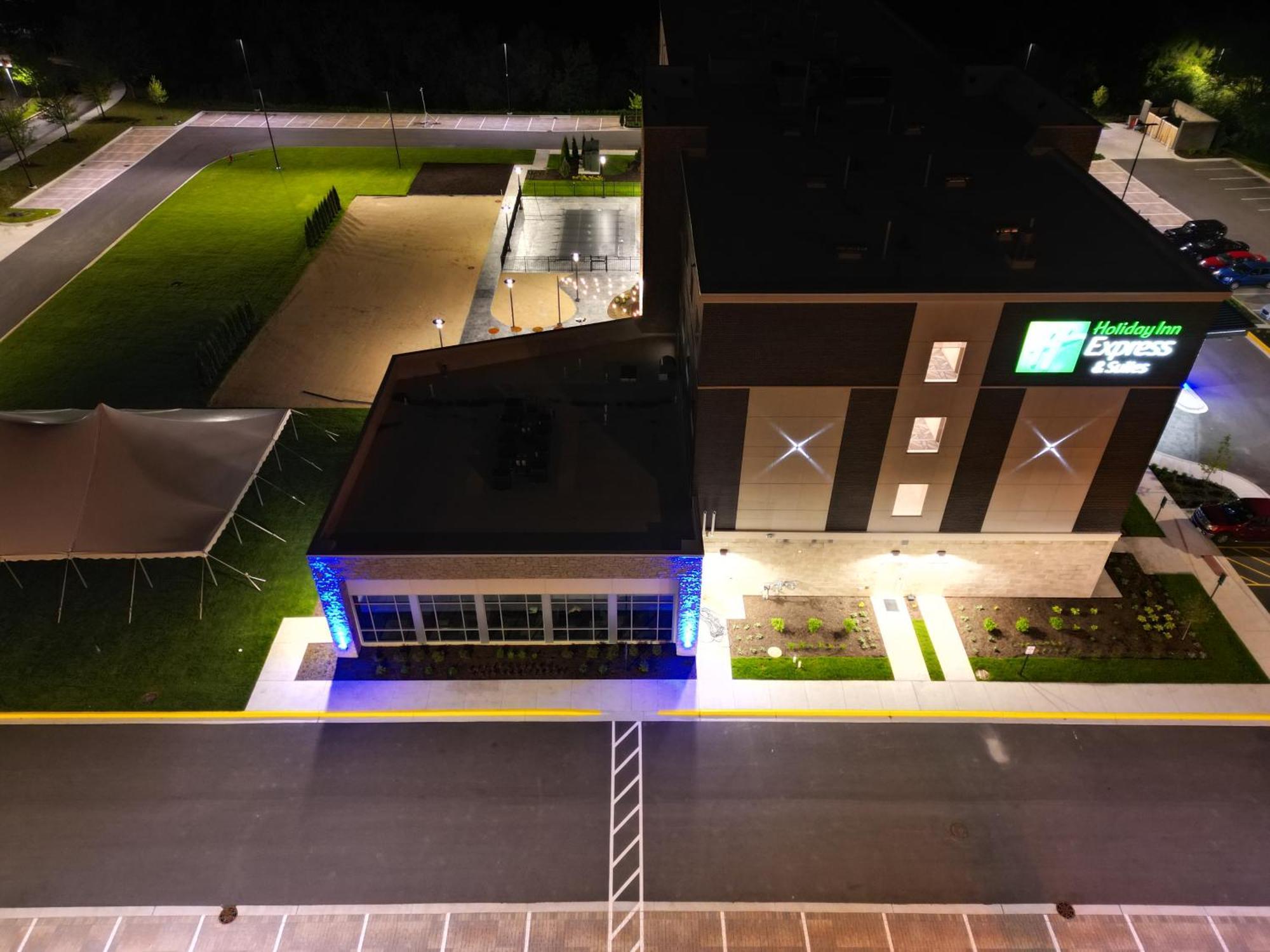 Holiday Inn Express & Suites Chicago Schaumburg By Ihg Kültér fotó
